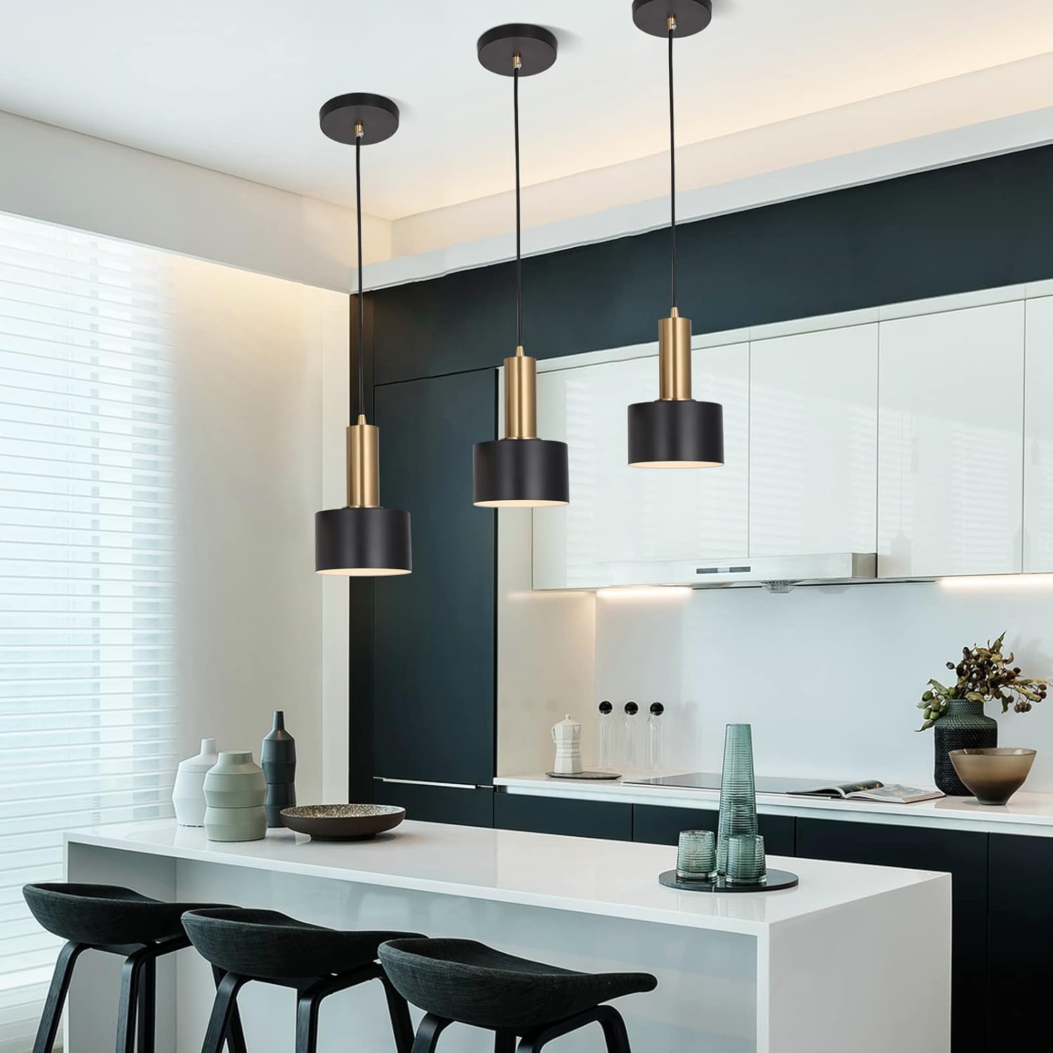 Suspension Tulipe en noire avec support mono