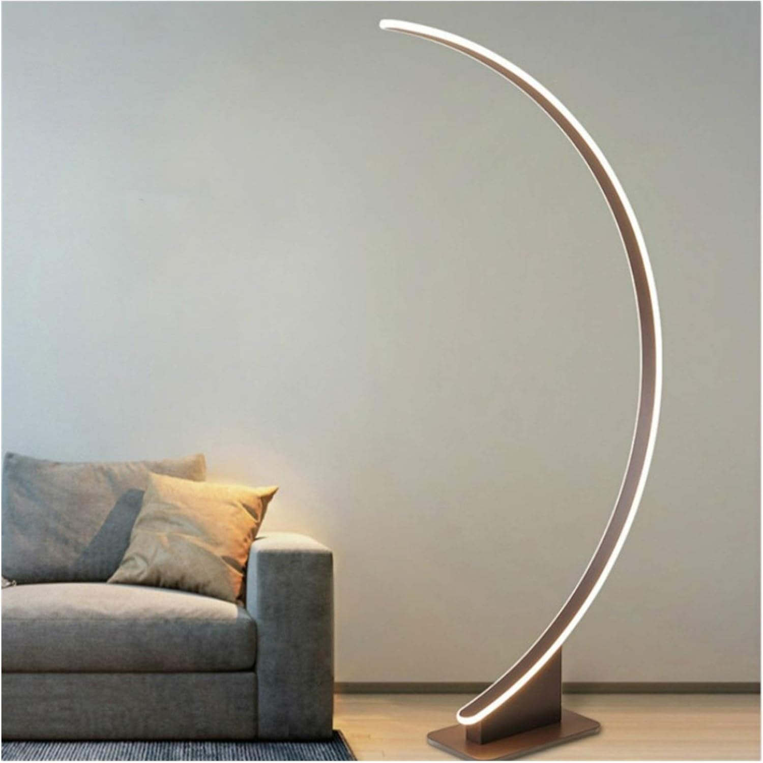 Lampadaire Curve demi cercle en noir à Led