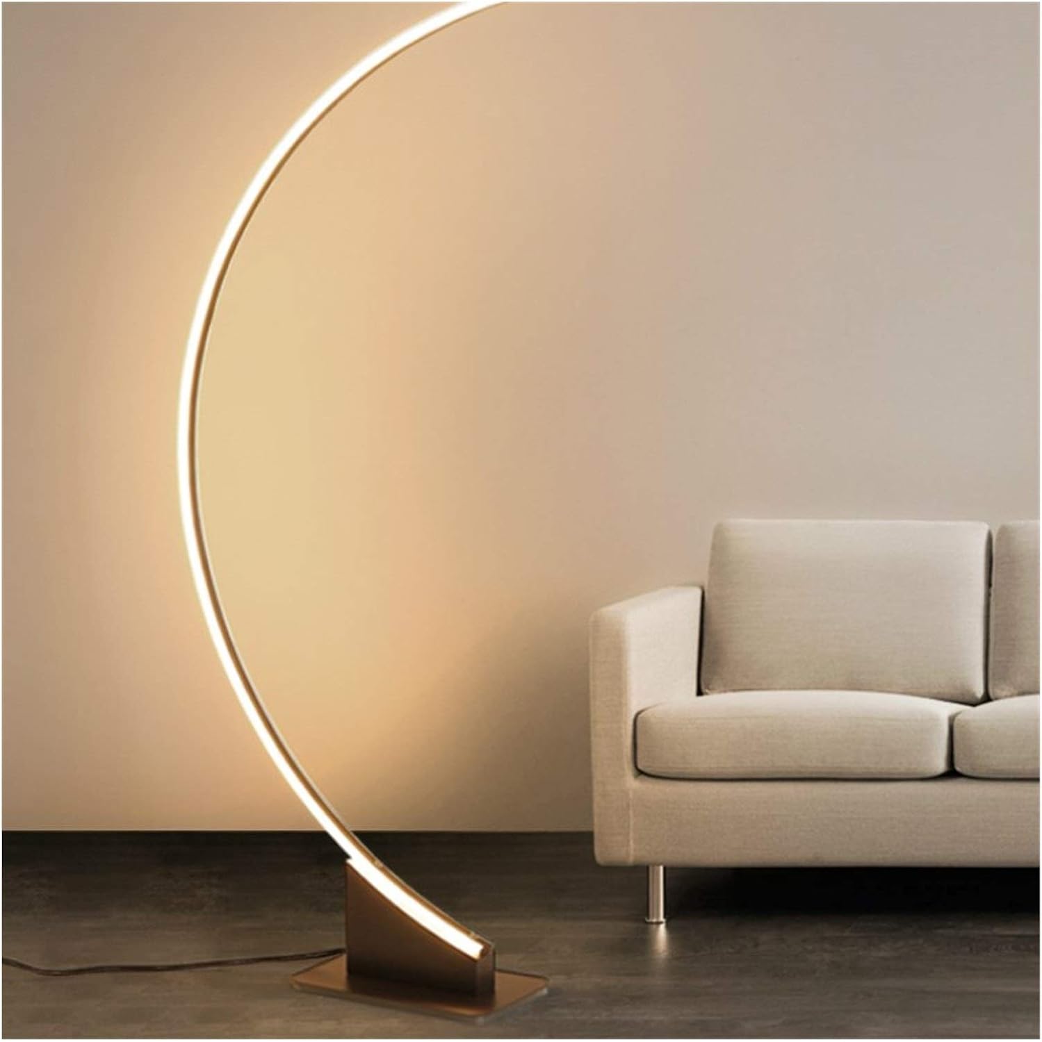 Lampadaire Curve demi cercle en noir à Led