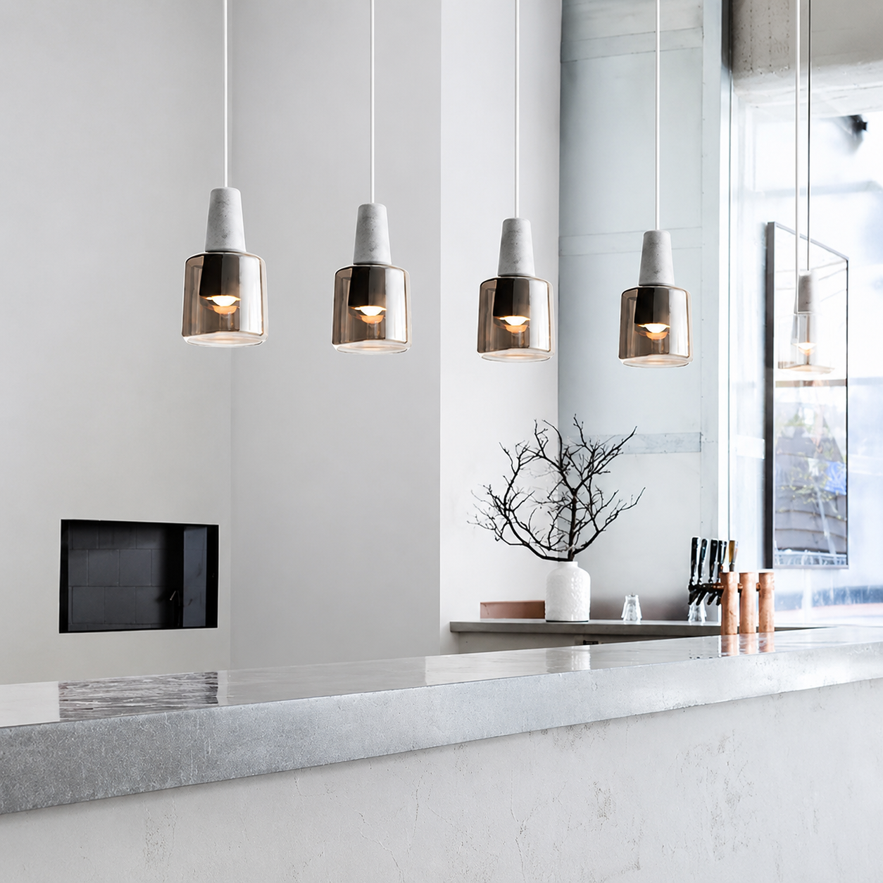 Suspension Glass en marbre naturel et verre champagne