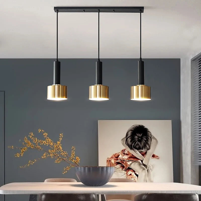 Suspension Tulipe triple en noire avec support long