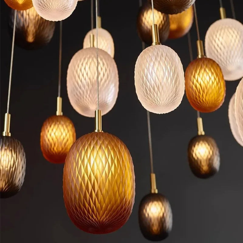 Suspension Targaryen en verre au design moderne