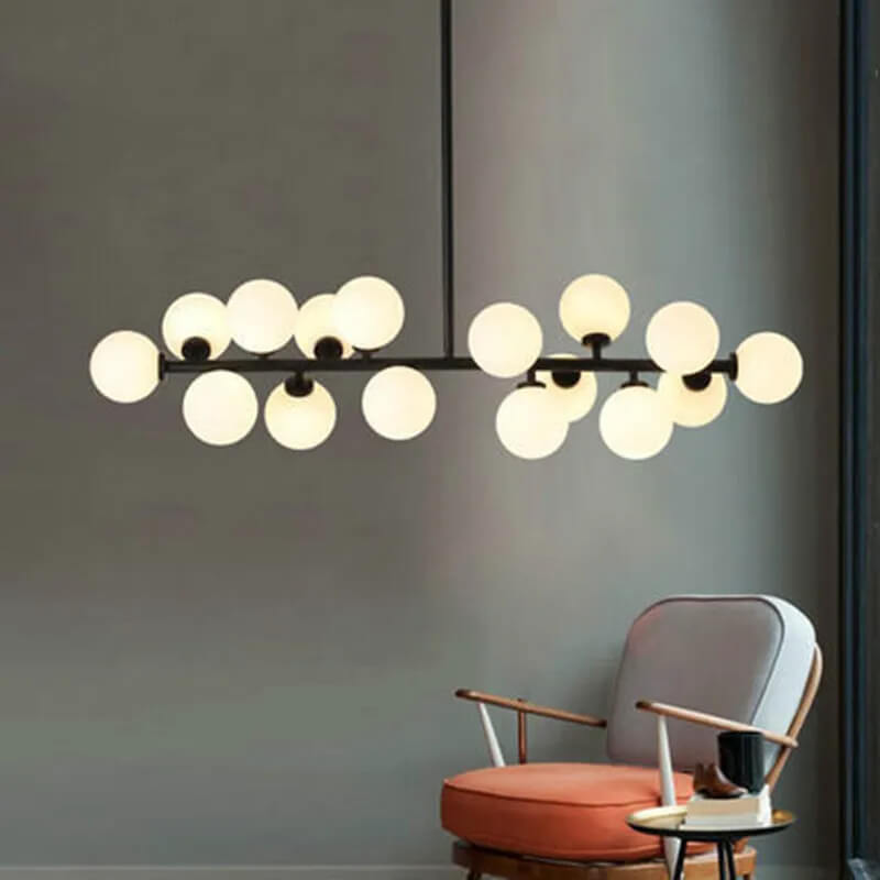 Lustre noir 16 boules blanches en verre longiligne - Light Deco